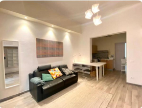 Cosy Modern flat private patio
